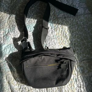 Crossbody bag